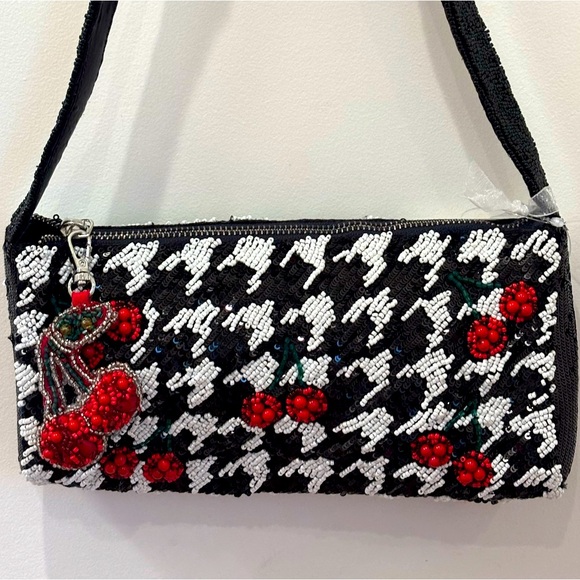 NWT Viral black and white houndstooth cherry pattern beaded baguette bag - Picture 2 of 16